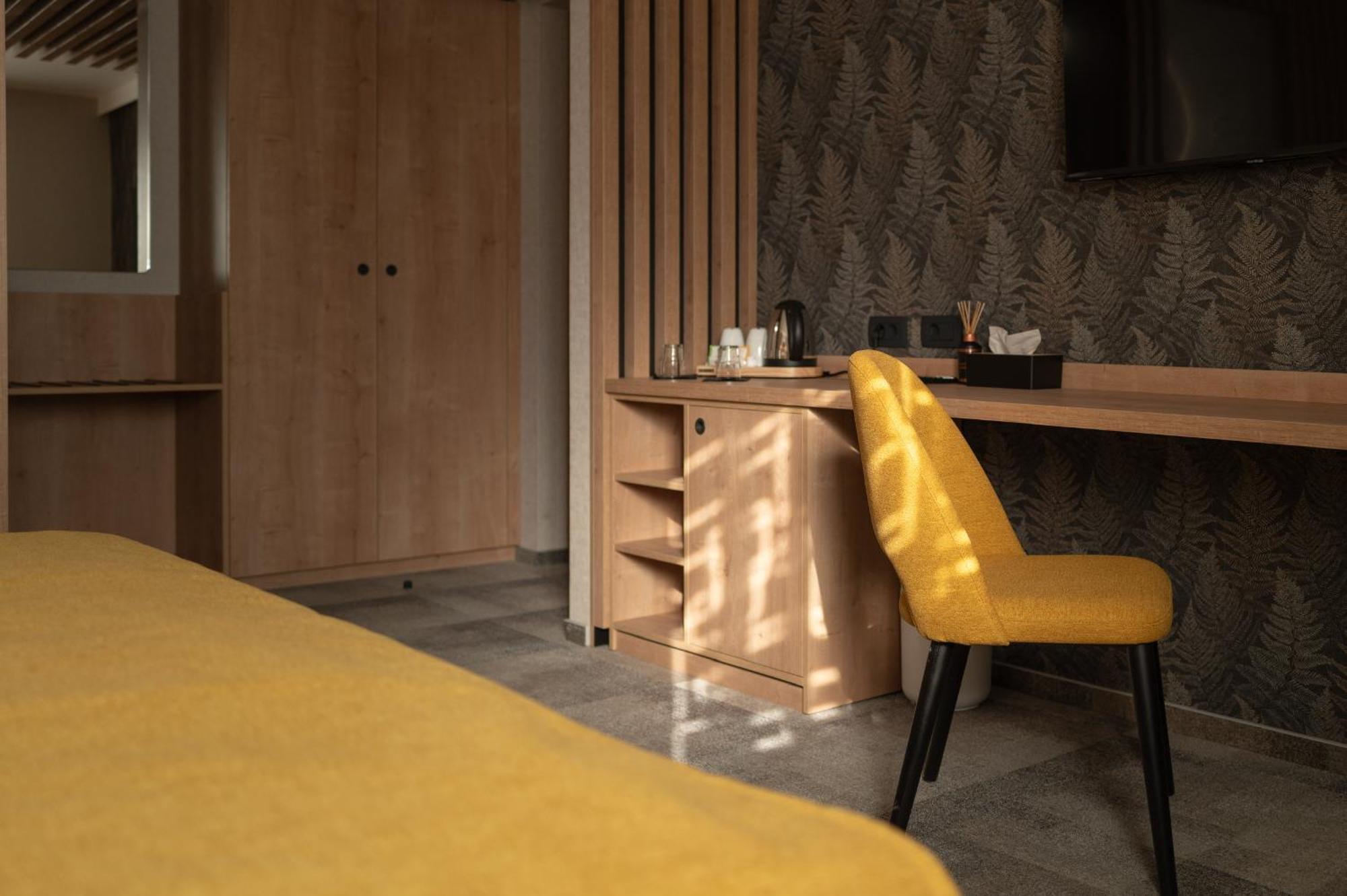 Hotel Mantova Vrhnika Luaran gambar